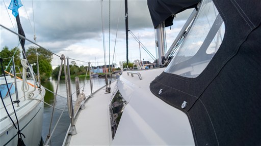 Hanse 375