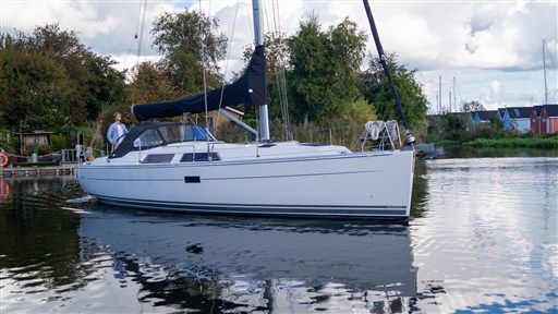 Hanse 375