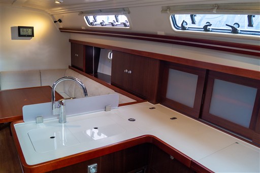 Hanse 375