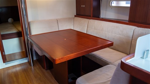 Hanse 375