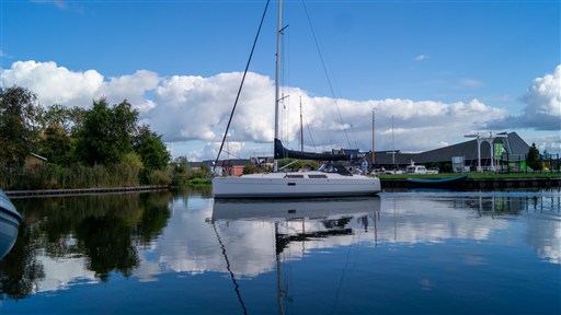 Hanse 375