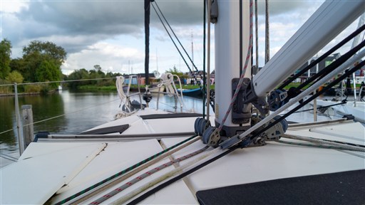Hanse 375