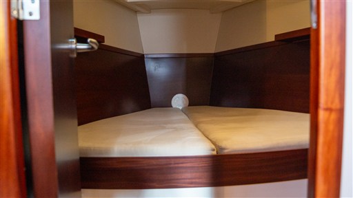 Hanse 375