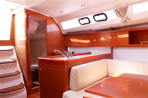 Beneteau Oceanis 37 Odysseus 2010