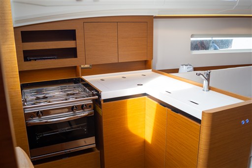 Jenneau Sun Odyssey 380