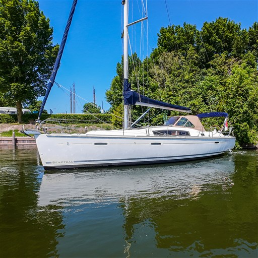 Beneteau Oceanis 40