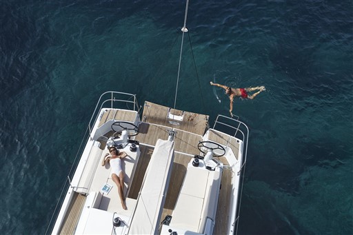 Sun-Odyssey4902.jpg