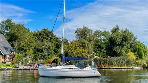 Bavaria 31 cruiser (3)