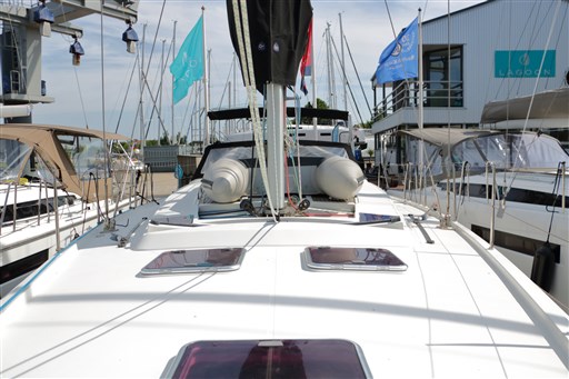 Hanse 470