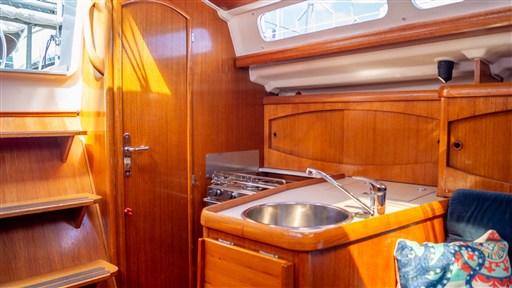 Jeanneau Sun Odyssey 32 (8)