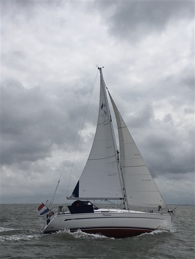 Bavaria 32