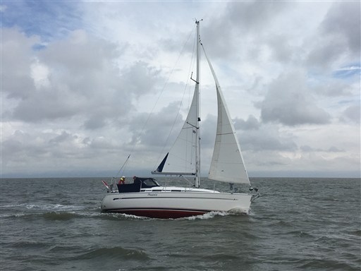 Bavaria 32