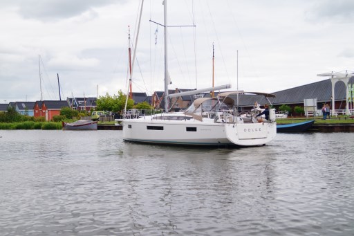 Jeanneau Sun Odyssey 410  (7).JPG
