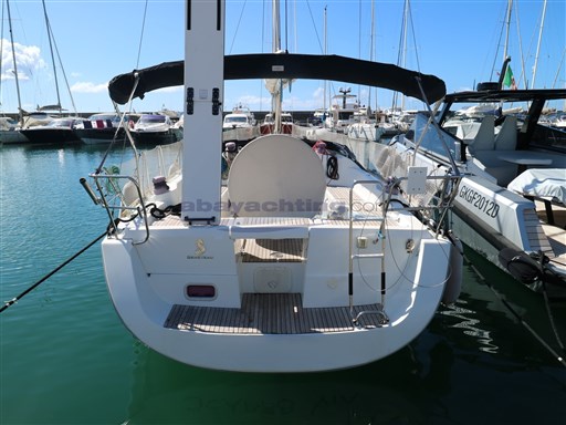 Abayachting Beneteau Oceanis 37 3