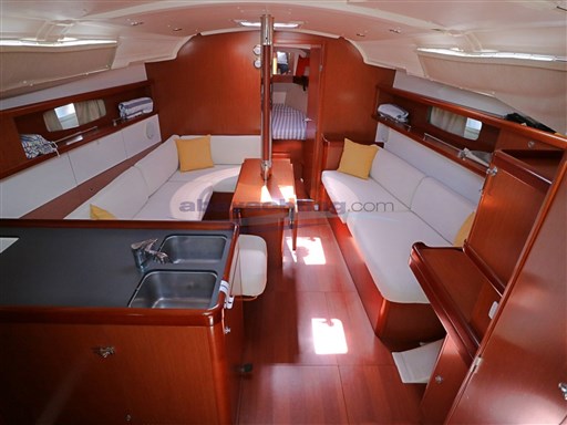 Abayachting Beneteau Oceanis 37 18
