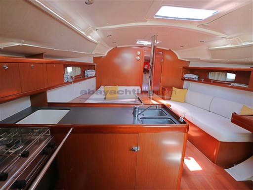Abayachting Beneteau Oceanis 37 20