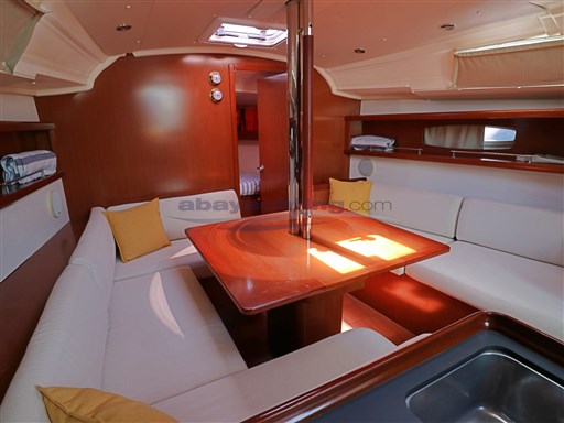 Abayachting Beneteau Oceanis 37 23