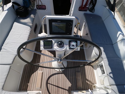Abayachting Beneteau Oceanis 37 4