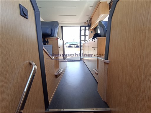 Abayachting Bavaria R40 R 40 Fly usata-second hand 21