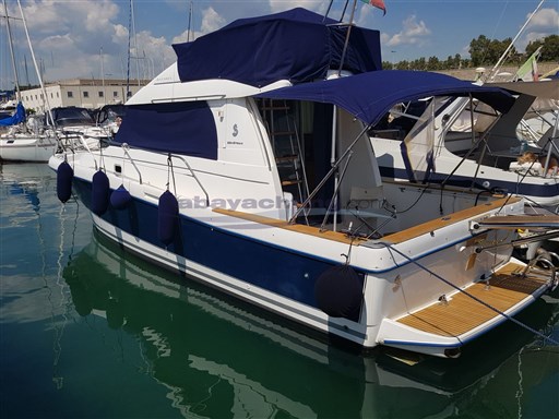 Abayachting Beneteau Antares 10.80 fly usato-second hand 3