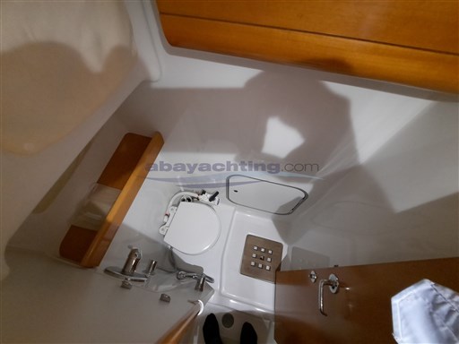 Abayachting Beneteau Antares fly 10.80 usato-second hand 20