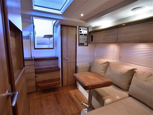 Abayachting_Sealine_Sc_35_softtop_usato-second hand 41