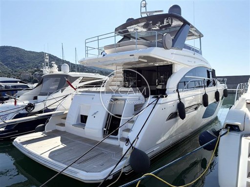 Princess Yachts F70