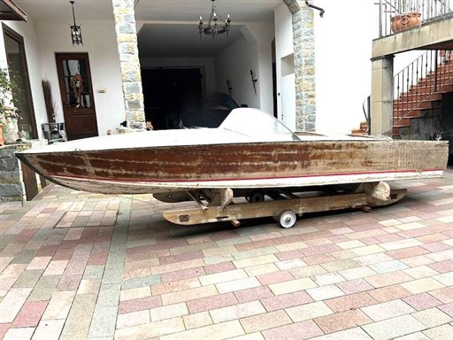 Fuoribordo Diporto Serafino Riva