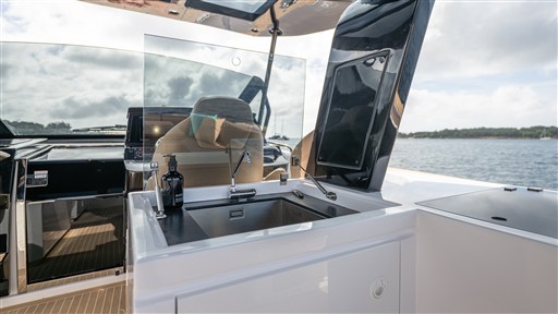 Orange-Yachting-Listing-on-YachtWay-36-2