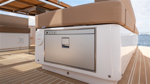 Orange-Yachting-Listing-on-YachtWay-38