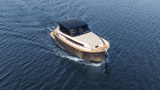 Orange-Yachting-Listing-on-YachtWay-37.jpg
