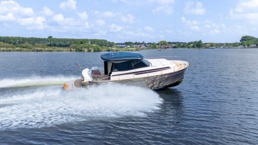 Orange-Yachting-Listing-on-YachtWay-42.jpg