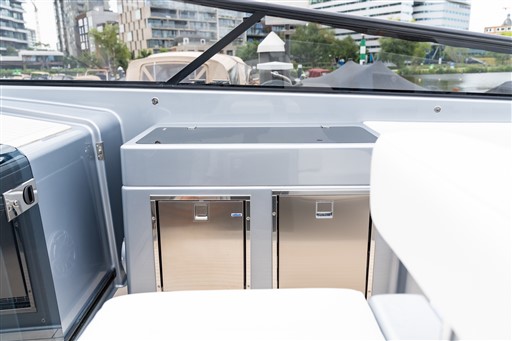VanDutch_Boat-21.jpeg