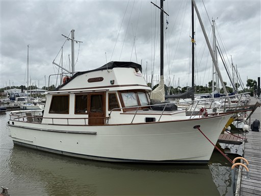 Chien Hwa Boat Single Cabin Trawler