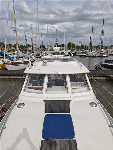 Saga 32 10