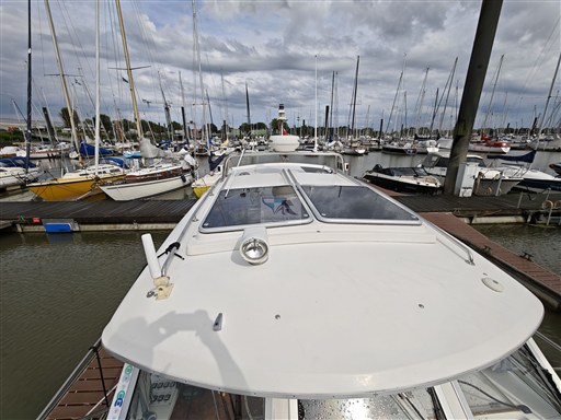 Saga 32 14