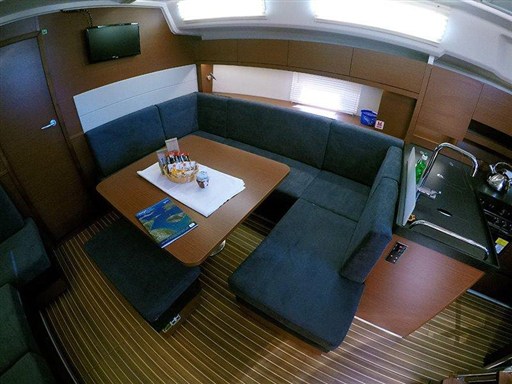 Hanse 458 3