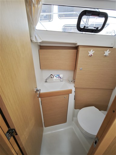 Oceanis 35.1  32