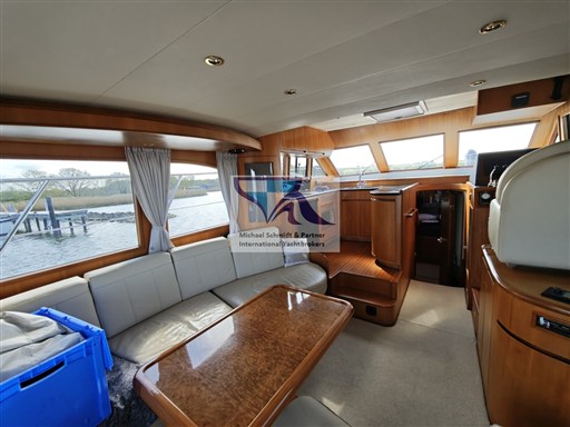 Ocean Alexander 42  25