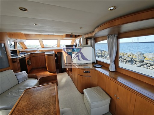 Ocean Alexander 42  26