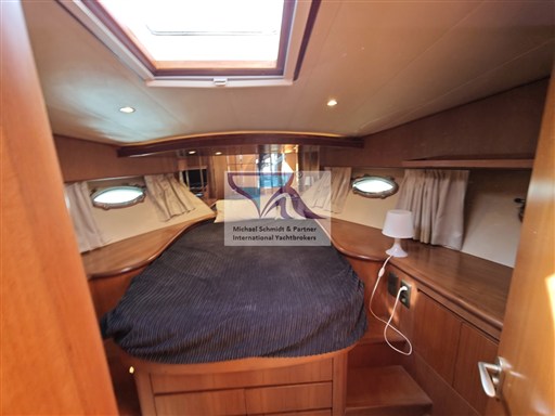 Ocean Alexander 42  2