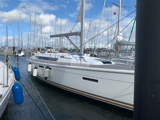 Sun Odyssey 409  6