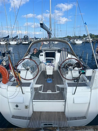 Sun Odyssey 409  9