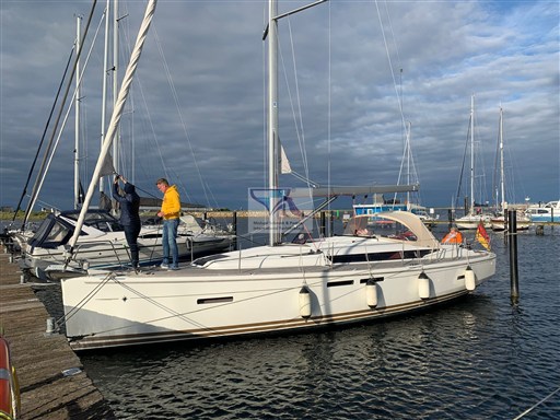 Sun Odyssey 409  3