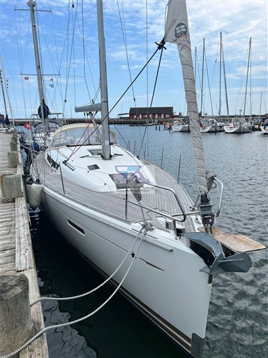 Sun Odyssey 409  13