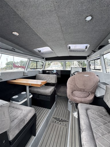 Voyager 700 Cabin SEEWOLFF II 53