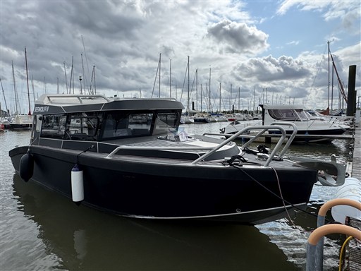V-boats Voyager 700 Cabin