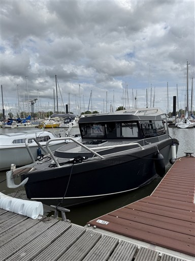 Voyager 700 Cabin SEEWOLFF II 36