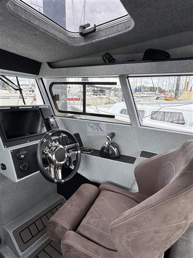 Voyager 700 Cabin SEEWOLFF II 50