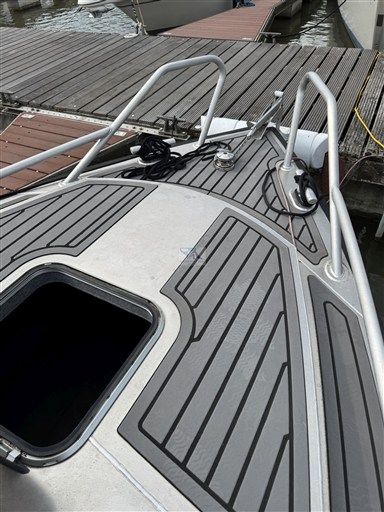 Voyager 700 Cabin SEEWOLFF II 12